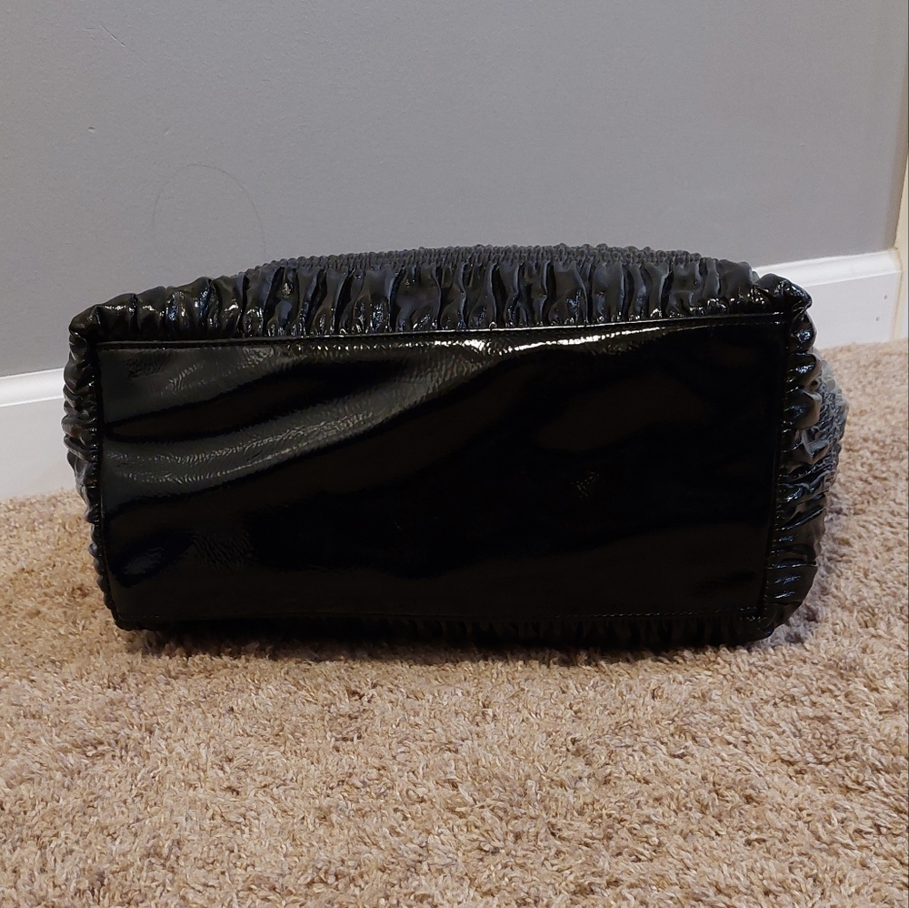 NINE WEST Pleated Vegan Leather Ombre Shopper Tote and Wristlet Bundle - Picture 5 of 15